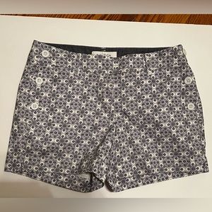 Nautica Shorts.  Size: 2 Color: Black, white and light purple